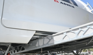 Het nieuwe lichtgewicht chassis van de adria Altea